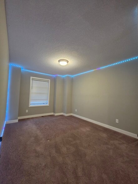 Building Photo - 11548 Woodside Dr