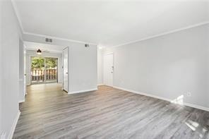 Building Photo - 5560 Kingsport Dr