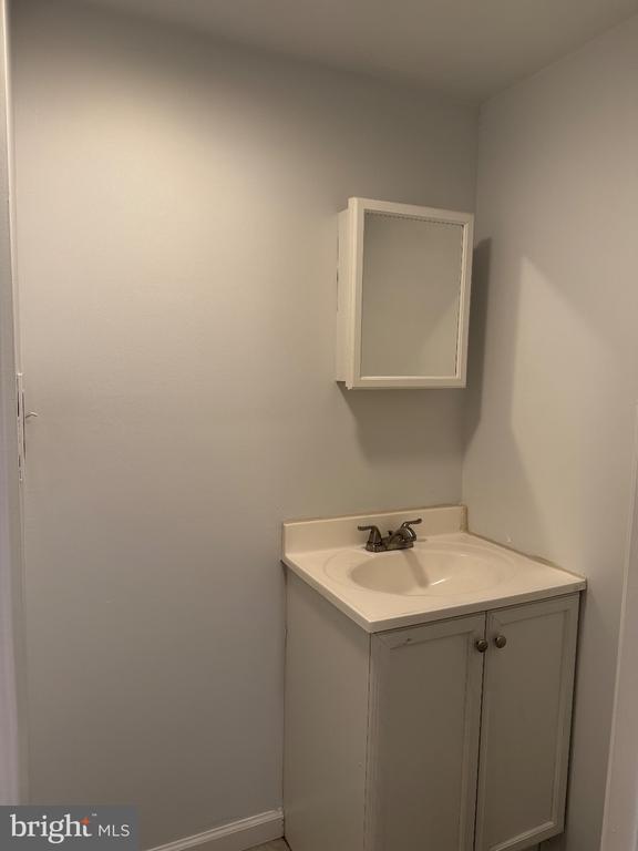 Building Photo - 2427 N 10th St