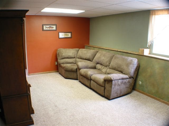 Building Photo - 4 BED | 2 BATH | SINGLE GARAGE | RAPID VALLEY