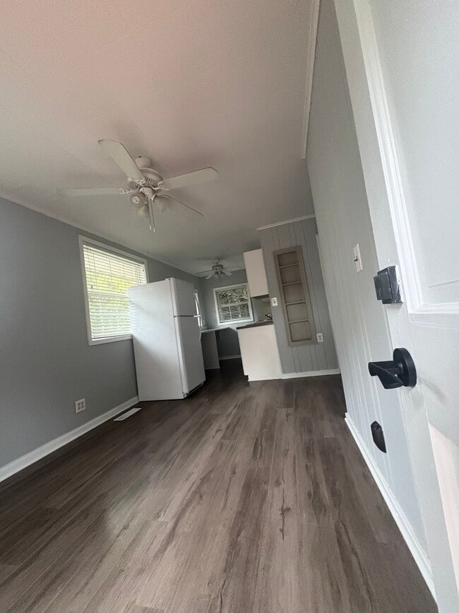 Building Photo - Dartmouth