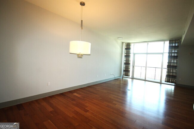 Building Photo - 4561 Olde Perimeter Way