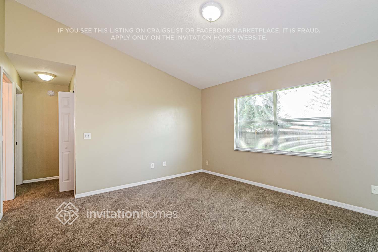 Building Photo - 811 Albi Ct