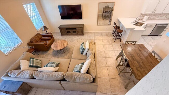 Building Photo - 5110 Eucalyptus Dr