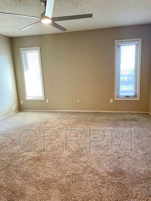 Building Photo - 1428 5th St