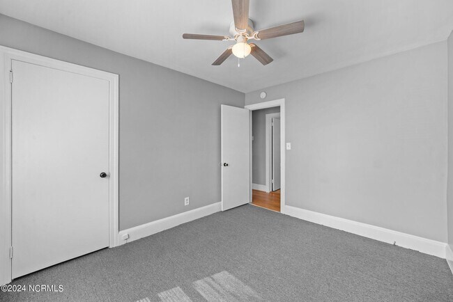 Building Photo - 1309 Willow St