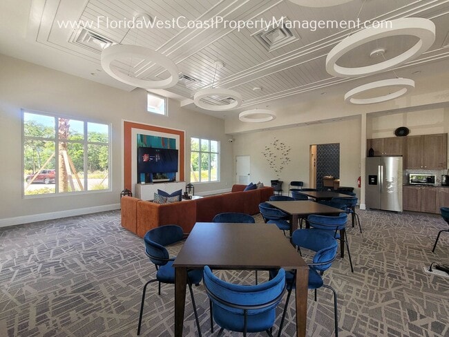 Building Photo - FANTASTIC 5 BEDROOM/ 3 BATH HOME in PARRISH! ISLES AT BAYVIEW! SUPER AMENITIES!