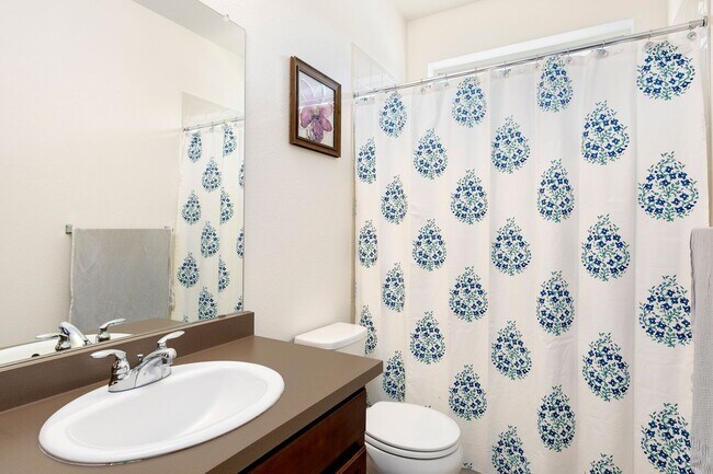 Building Photo - 4 bed, 5 bath House in  Timnath