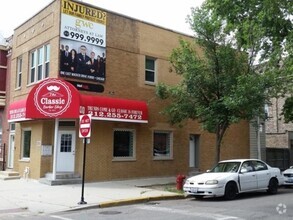 Building Photo - 2334 W Taylor St
