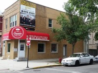 Building Photo - 2334 W Taylor St