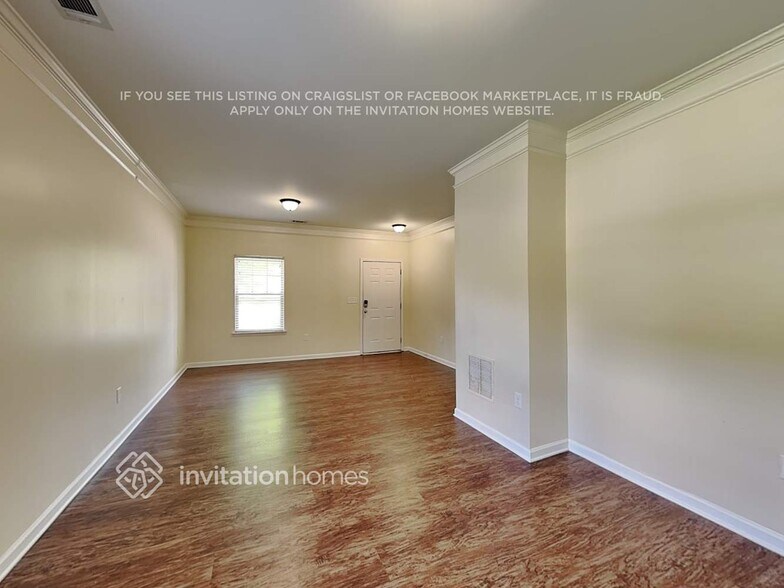 Building Photo - 999 Rock Hill Pkwy