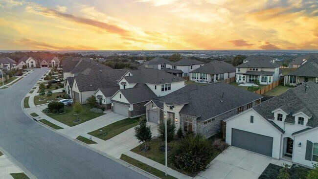 Building Photo - 1909 Sir Nathaniel Ln