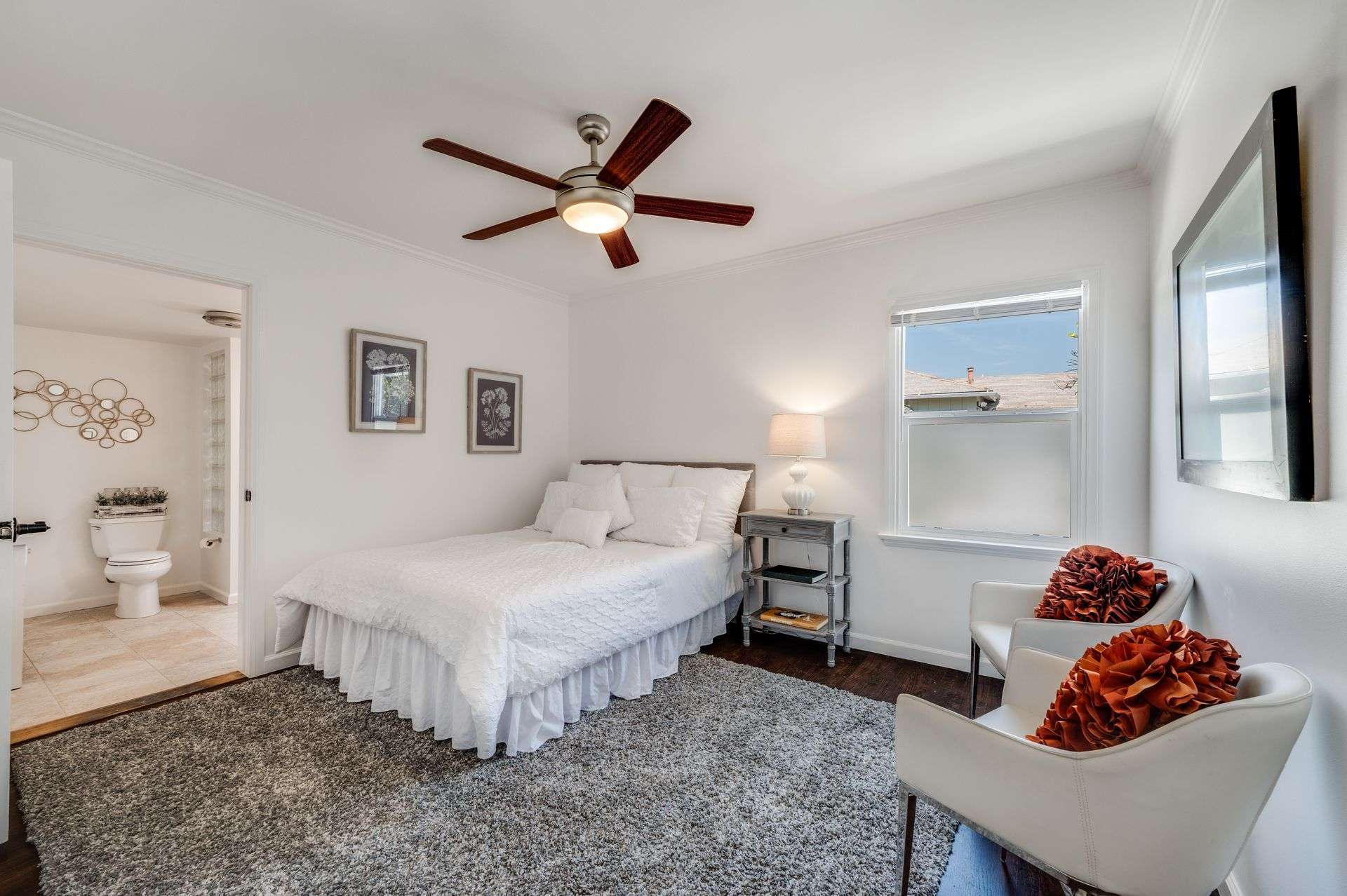 Building Photo - 6901 Bertrand Ave