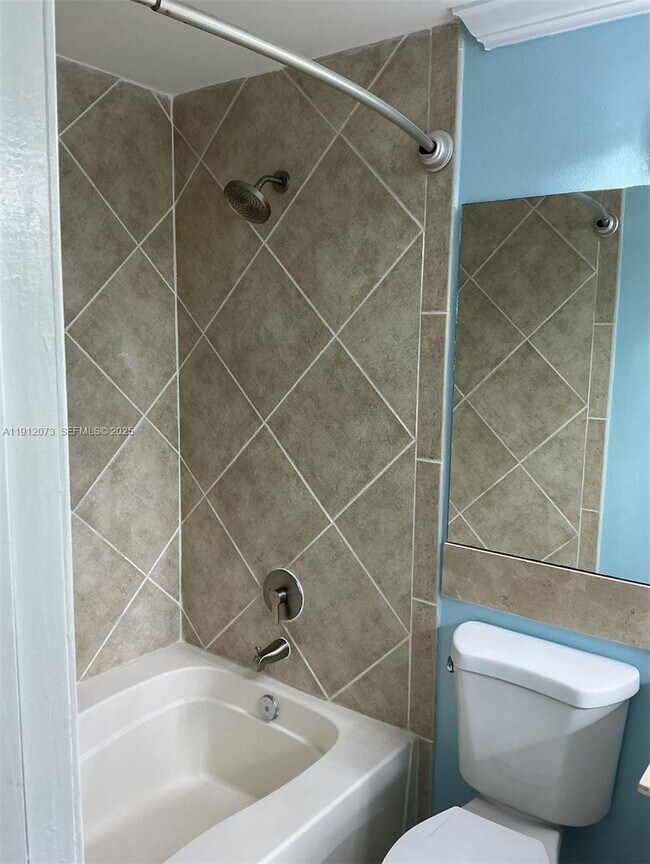 Building Photo - 236 Moorings Dr