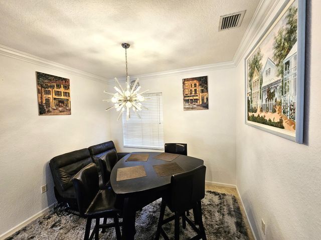 Building Photo - 7533 Topiary Ave