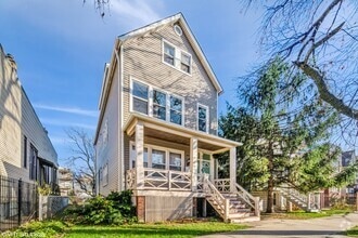 Building Photo - 3235 N Albany Ave