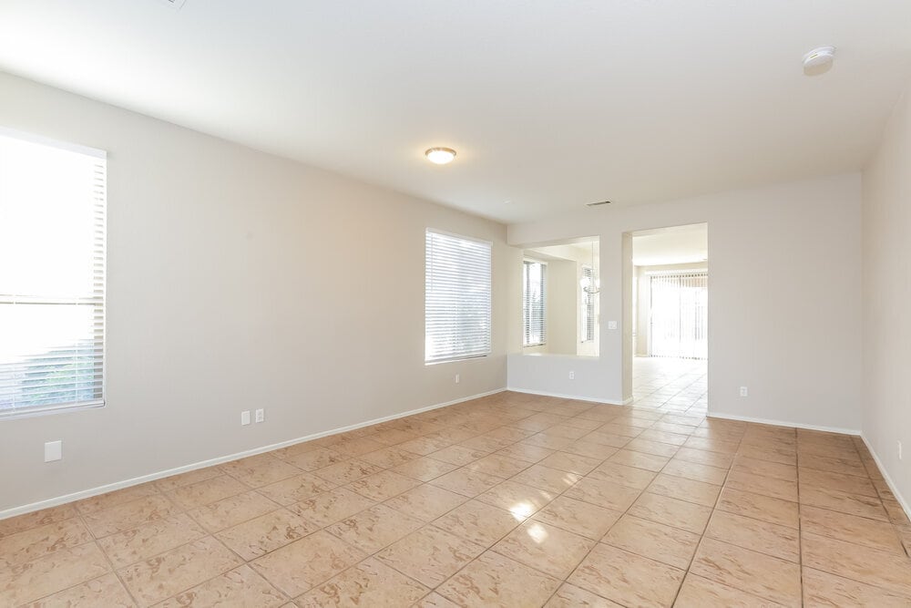 Building Photo - 6651 W Townley Ave