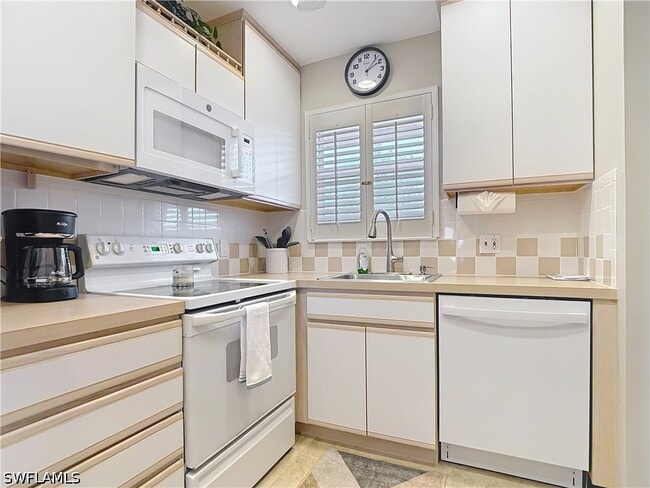 Building Photo - 150 Turtle Lake Ct