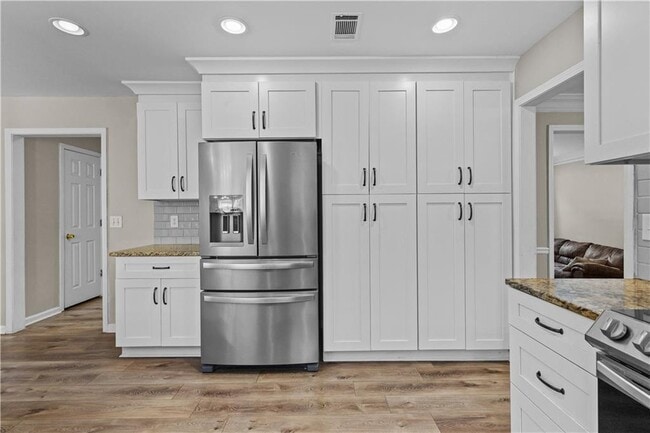 Building Photo - 2238 Roseberry Ln