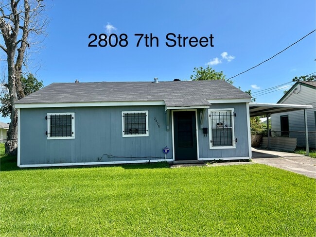 Primary Photo - 2808 7th St