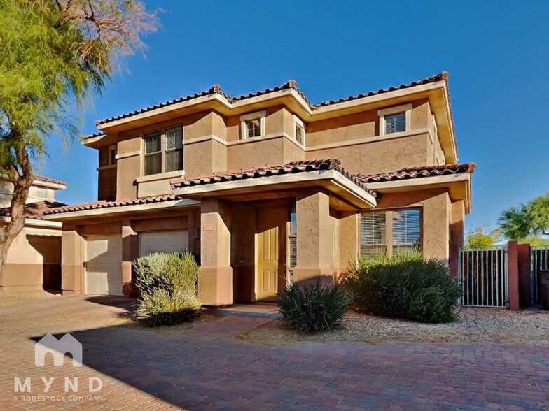 Primary Photo - 13514 W Cypress St