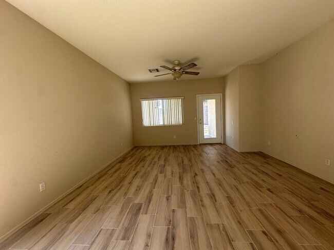 Building Photo - SAN TAN RANCH SINGLE LEVEL 4 BEDROOM WITH NEW FLOORING THROUGHOUT