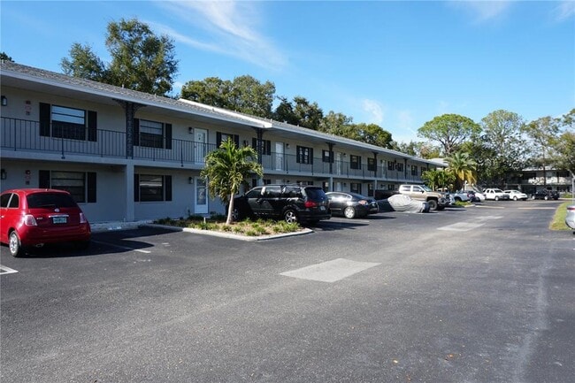 Building Photo - 101 Lake Ave NE