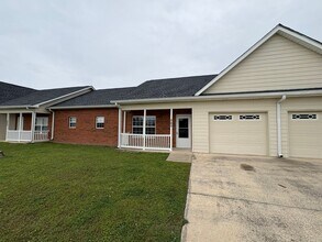 Building Photo - For Rent