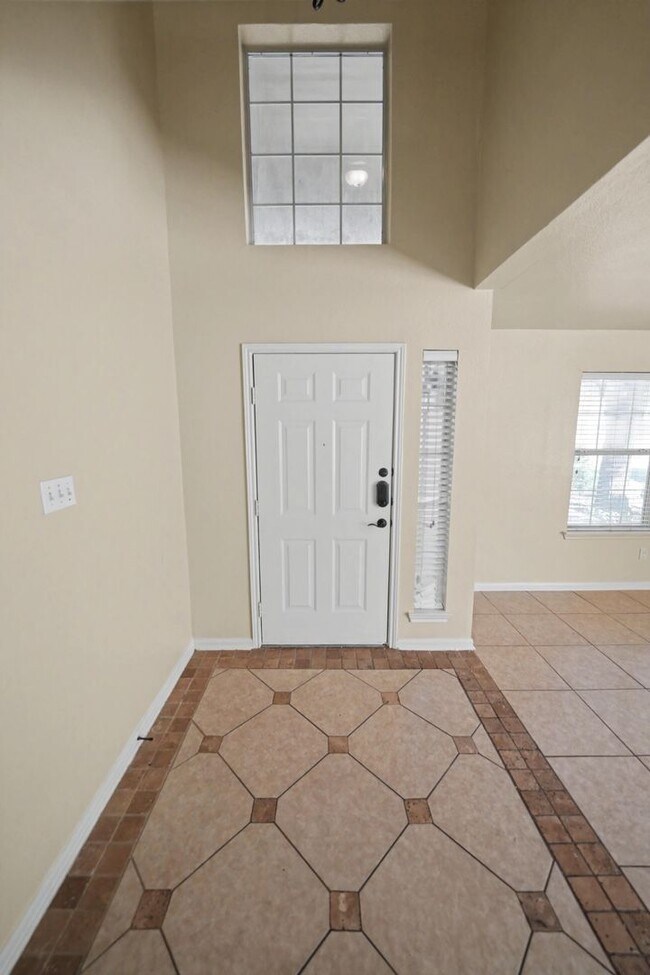Building Photo - Beautiful 5-Bedroom Home in Schertz - Realtor Commission: $750