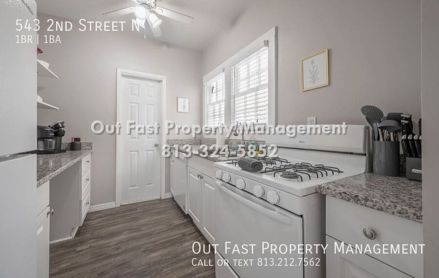 Building Photo - 543 2nd St N