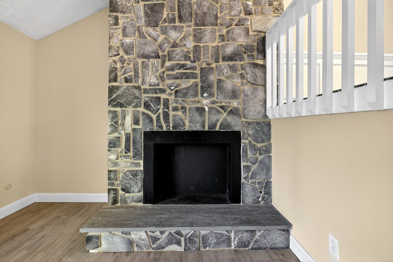 Building Photo - 5403 Doral Dr