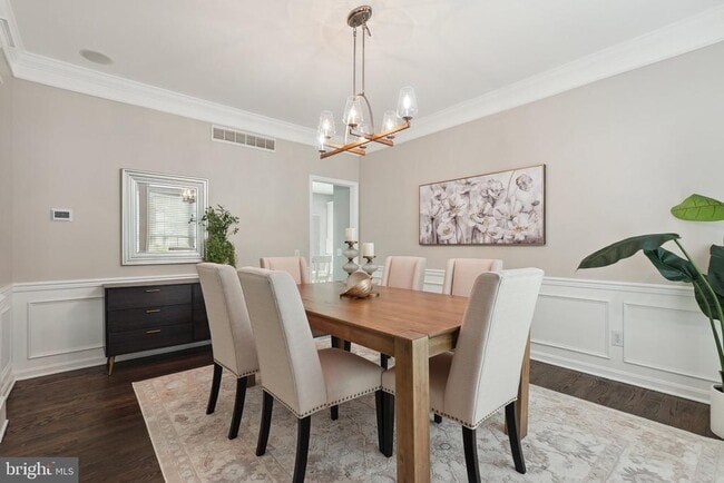 Building Photo - 51 Knickerbocker Ln