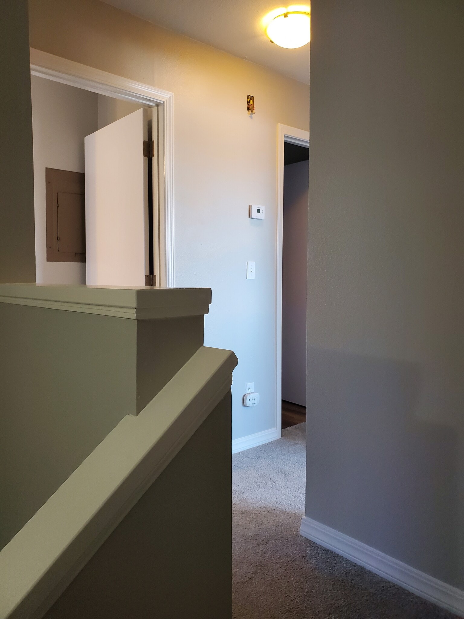 Building Photo - 625 E 22nd Ave