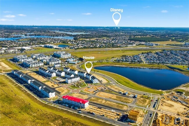 Building Photo - 15058 Grv Lk Dr