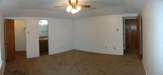 Building Photo - 3-Bedroom House for Rent in Copperas Cove