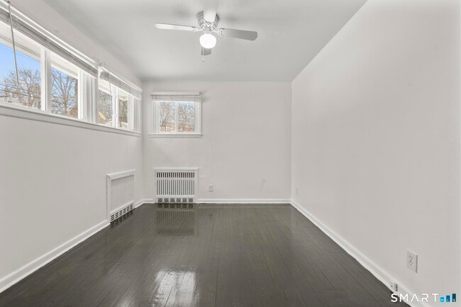 Building Photo - 5 Arden Rd