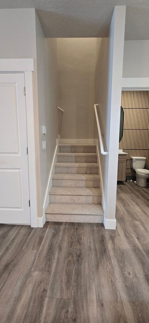 Building Photo - Come check out this beautiful 3 story town...