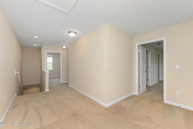 Building Photo - 3199 Chestnut Ridge Way