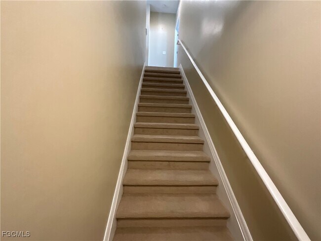 Building Photo - 18213 Creekside Preserve Loop