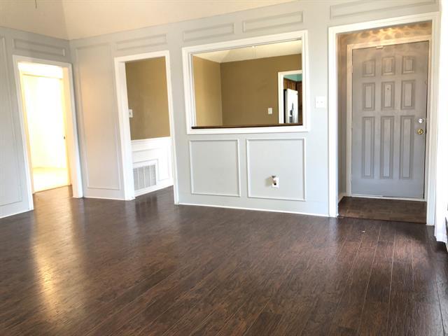 Building Photo - 2135 Cordoba Dr