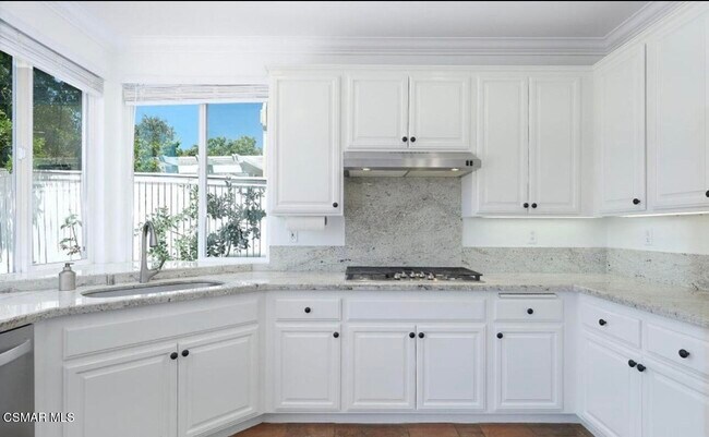 Building Photo - 2816 Blazing Star Dr