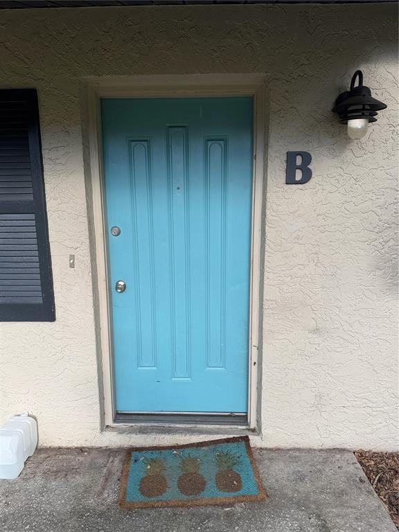 Building Photo - 447 6th Ave NE