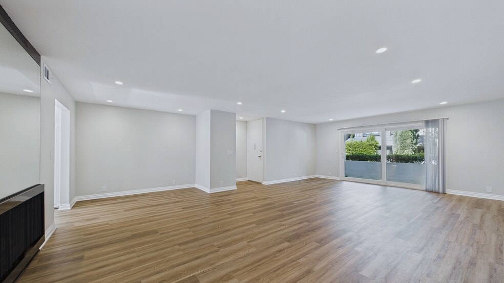 Building Photo - fai420