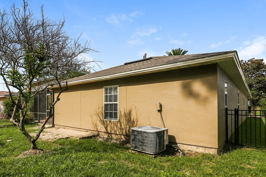 Building Photo - 4989 Cypress Links Blvd