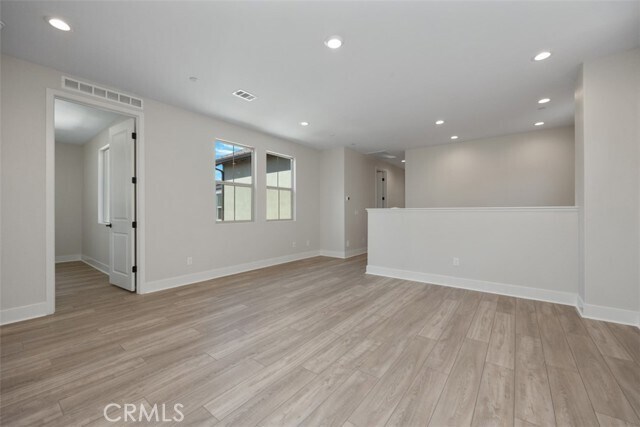 Building Photo - 9355 Astor