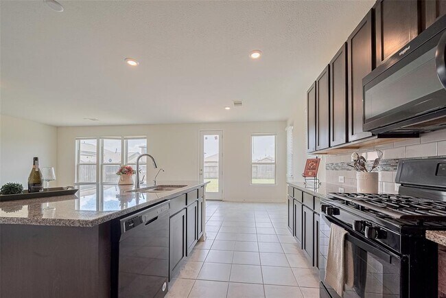 Building Photo - 25327 Cheshire Knoll St