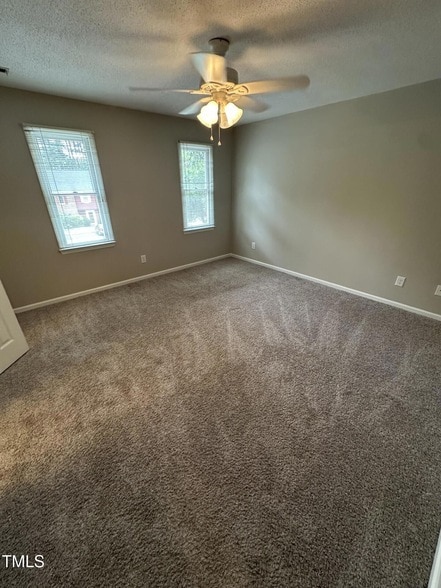 Building Photo - 5621 Hamstead Crossing