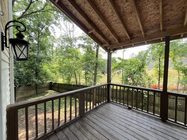 Building Photo - Charming Cul-de-Sac Home with Porch Swing ...
