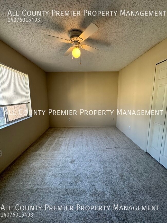 Building Photo - 2264 Greenview Cir