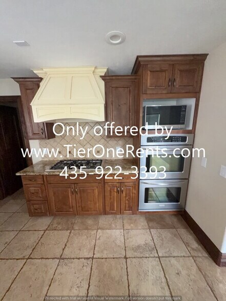 Building Photo - NO DEPOSIT option available for qualified renters!
